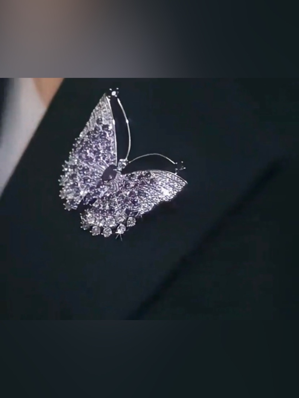 Purple Crystal Butterfly Brooch - Elegant Vintage Style Pin - Picture 7 of 9